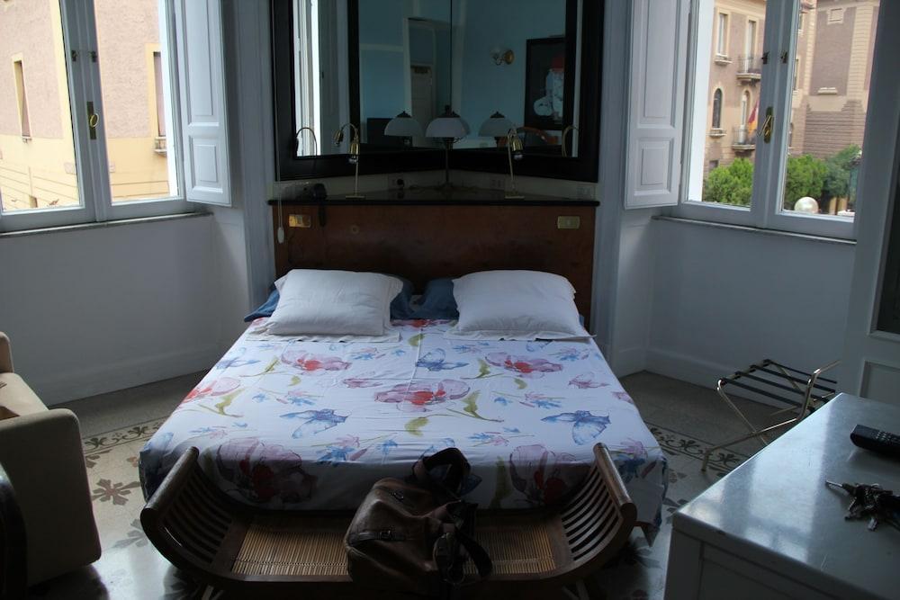 Hotel Emona Aquaeductus 4*